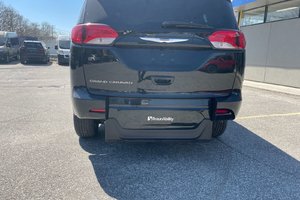 2023 Chrysler Grand Caravan w/ Braun R.E